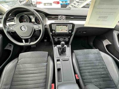 VW Passat Variant Passat 2.0 TDI Variant Highl. NAVI LED ALCANTARA 