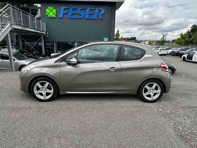 Peugeot 208 Allure 1.6 VTi LEDER BLUETOOTH GRA NAVI 