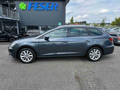 Seat Leon ST 1.6 TDI Style ACC LED NAVI APP 