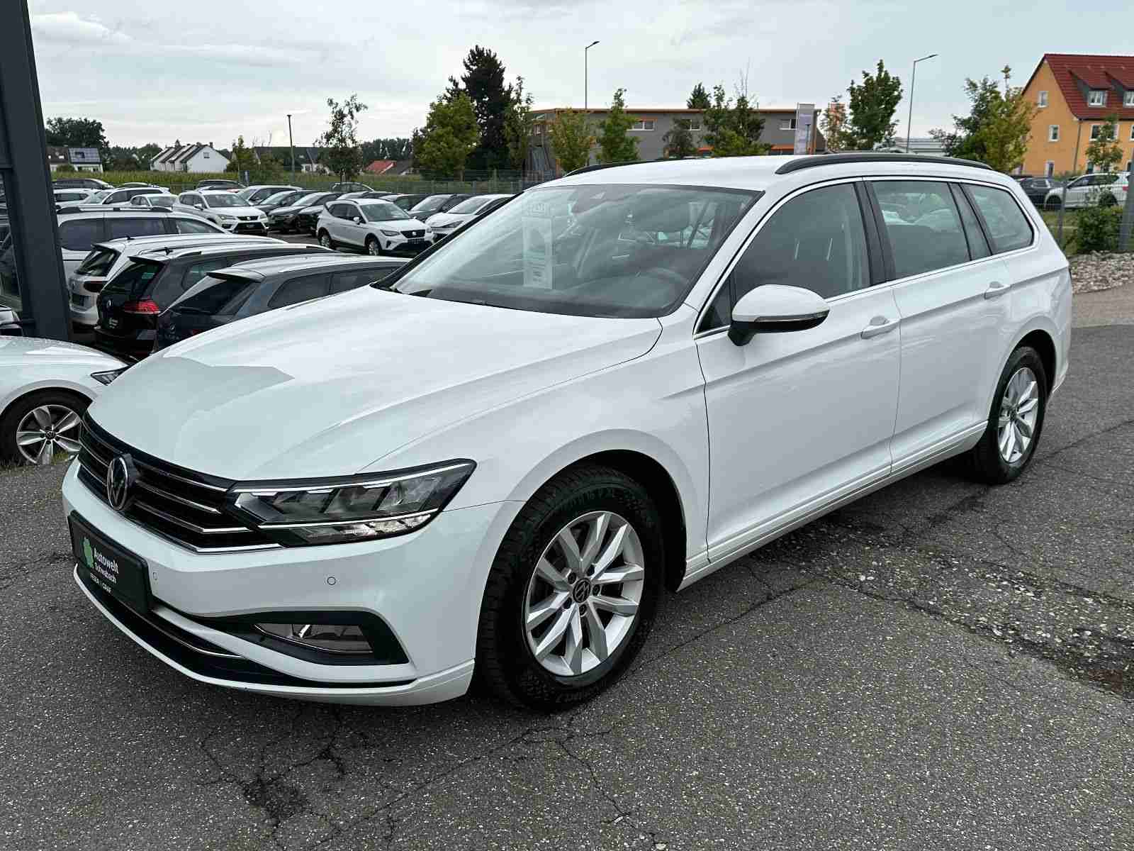 VW Passat Variant Passat Var Business 2.0 TDI DSG KAM LED NAVI APP 