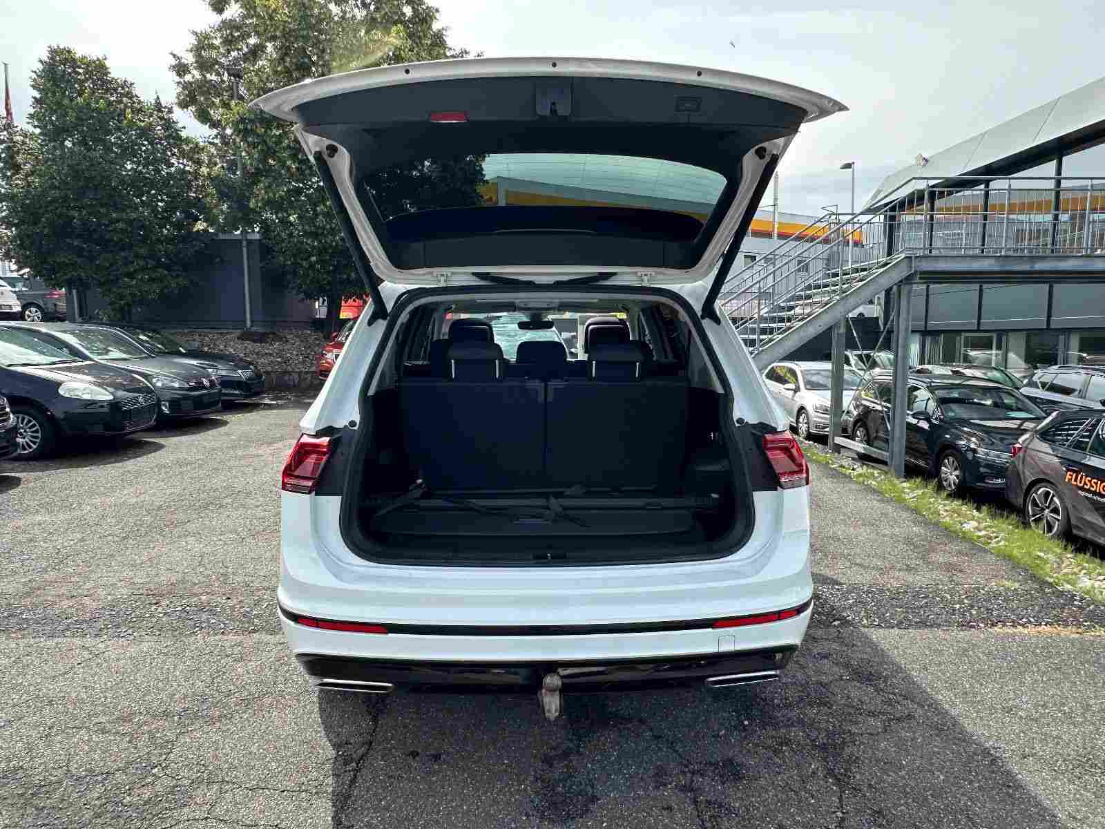 VW Tiguan Allspace 2.0 TDI DSG Highl 4Mo AHK HEADUP 