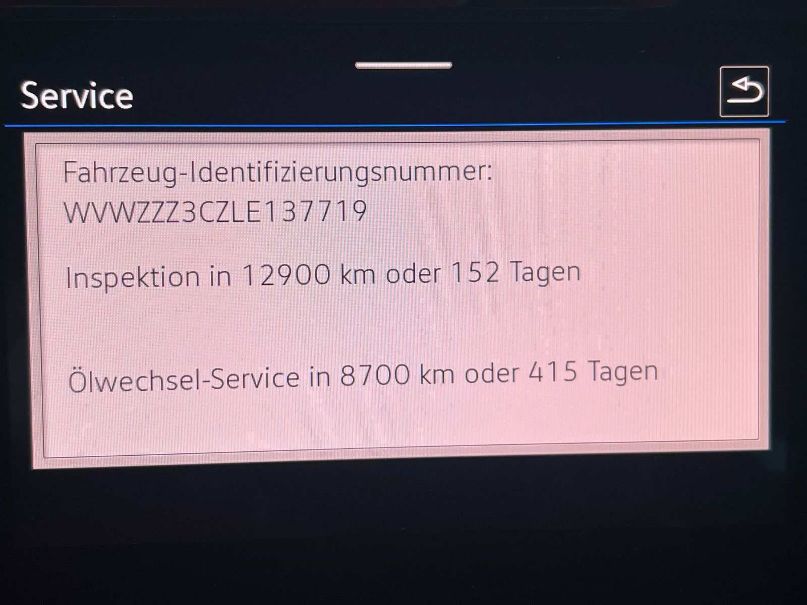 VW Passat Variant 2.0 TDI DSG R LINE NAVI PANO KAM 