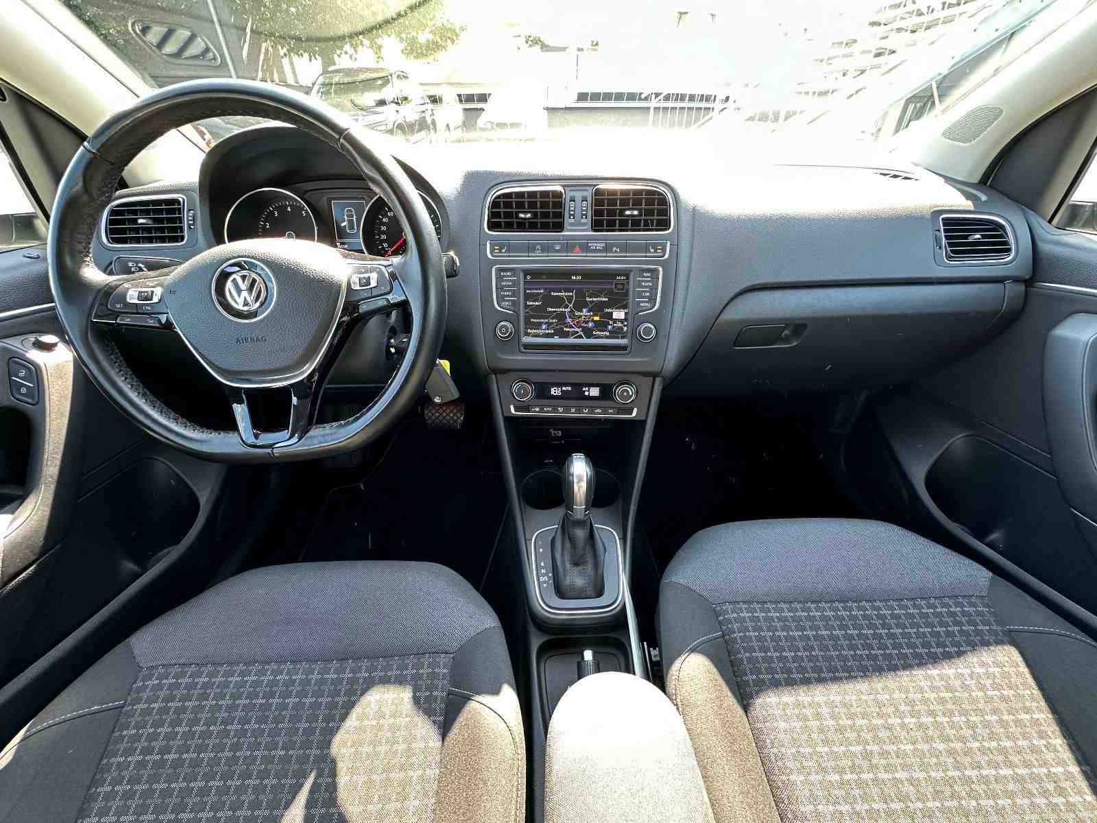 VW Polo V 1.2 TSI DSG NAVI ACC CarPlay KAMERA SHZ 