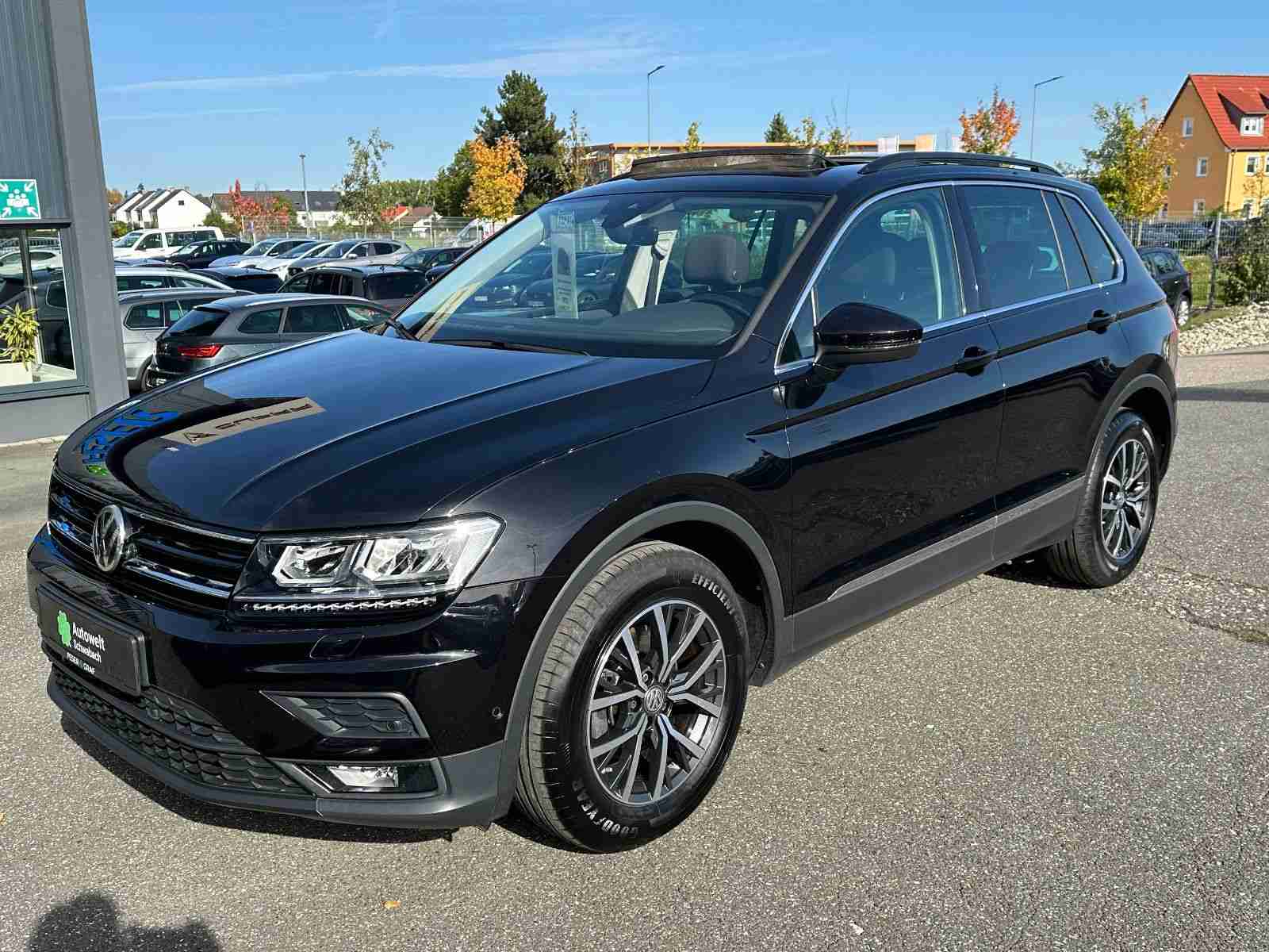 VW Tiguan 2.0 TDI LED AHK KAMERA STANDH. ACC PANO 