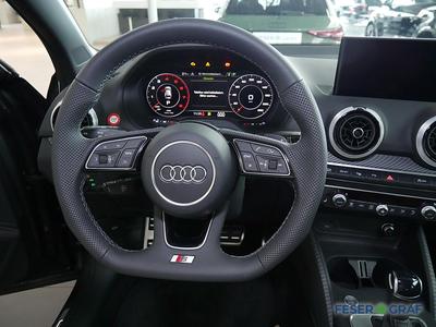 Audi Q2 S line 40 TFSI quattro S tronic Matrix LED 