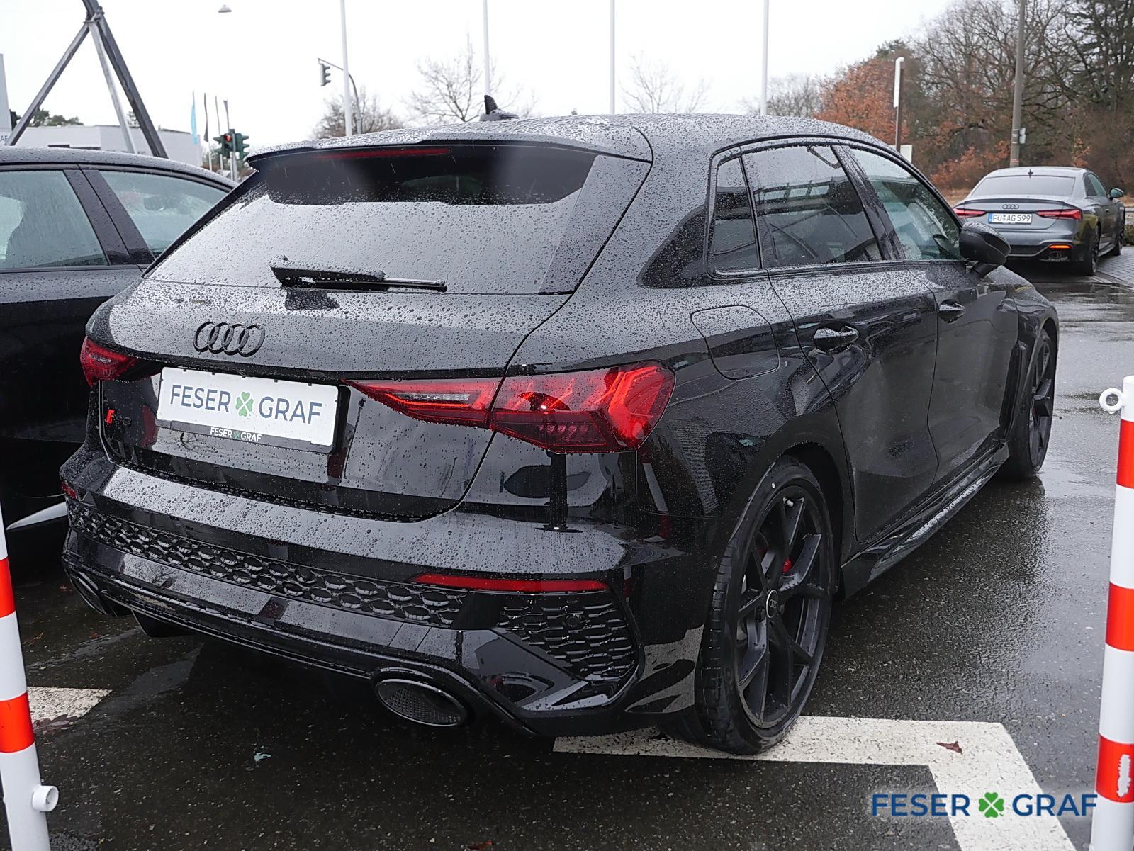 Audi RS3 Sportback 294(400) kW(PS) S tronic 
