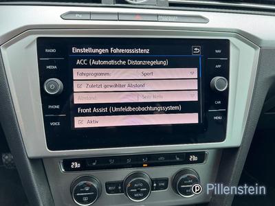 VW Passat Variant TDI DSG NAVI+AHK+ACC+SHZ+ERGOSITZE 