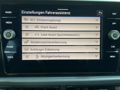 VW T-Roc TSI DSG STYLE NAVI+AHK+LED+RFK+ACC 