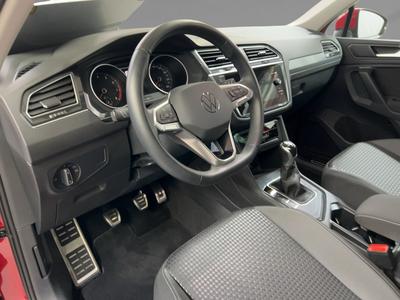 VW Tiguan TSI ACTIVE NAVI+LED+STDHZG+CARGO 