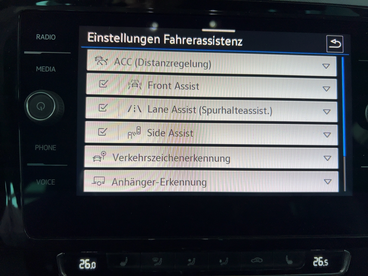 VW Passat Variant TSI DSG BUSINESS NAVI+ACC+AREA+17