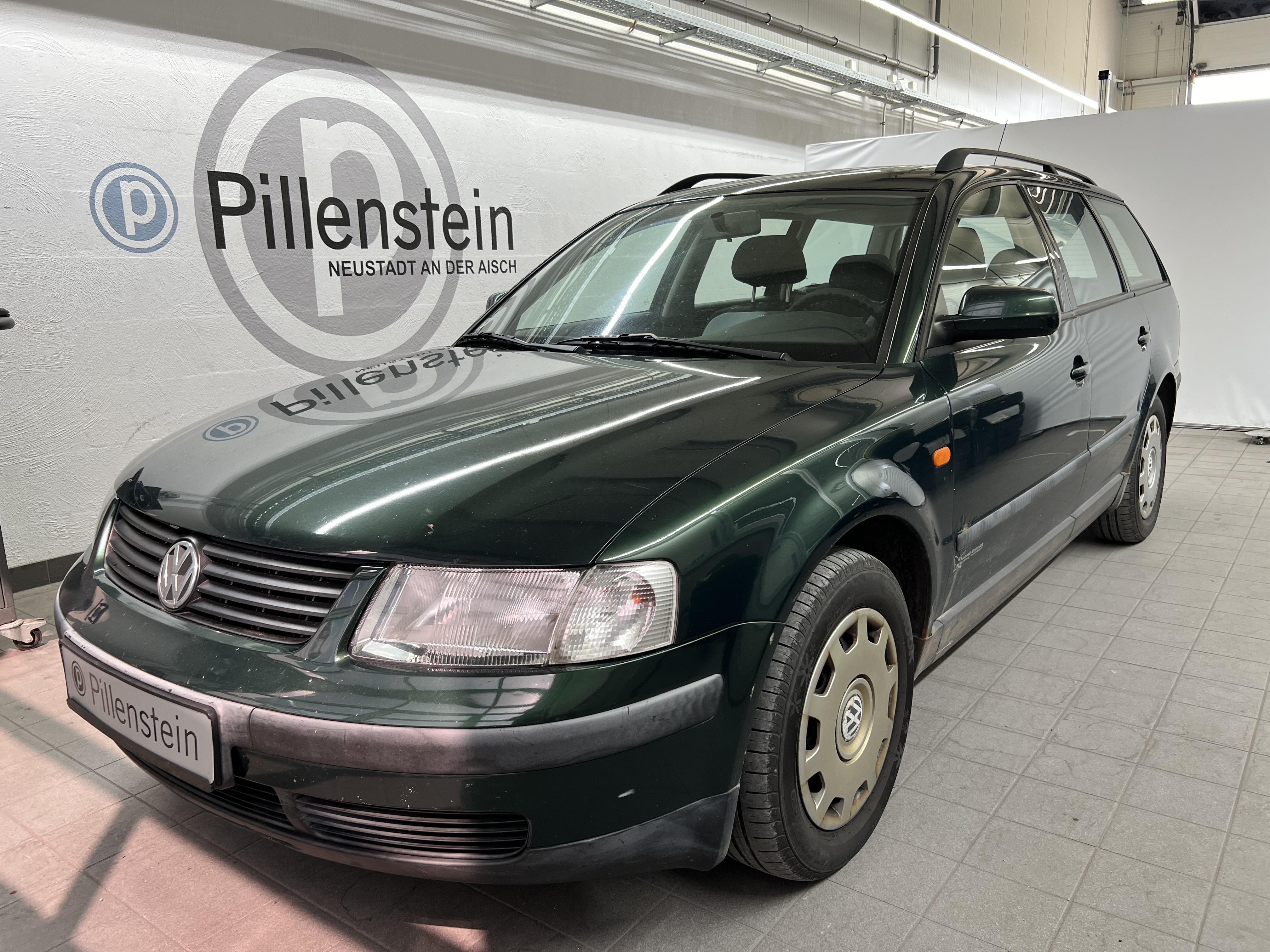 VW Passat Variant 1.6 AHK+SCHIEBEDACH+TÜV09/2024 