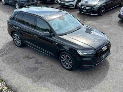 Audi Q7 large view * Kliknij na zdjęcie, aby je powiększyć *